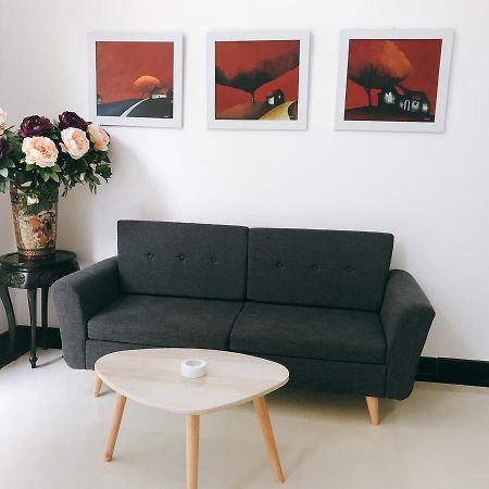 Crown Apartment Thành Pho Ho Chí Minh Esterno foto