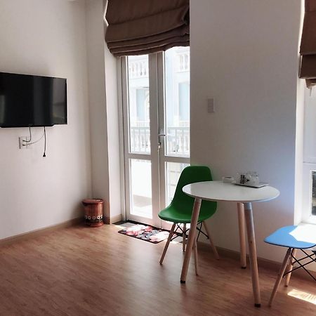 Crown Apartment Thành Pho Ho Chí Minh Esterno foto
