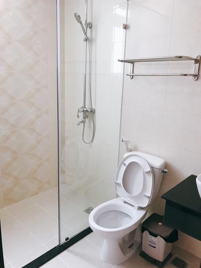 Crown Apartment Thành Pho Ho Chí Minh Esterno foto